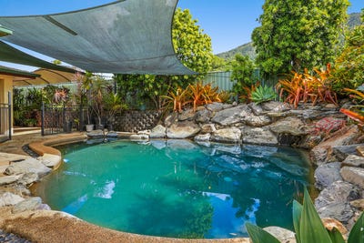 /international/au/22-spinos-street-redlynch-qld-151480928/