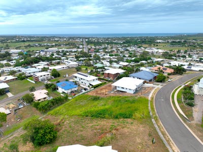 /international/au/30-tynwald-avenue-bowen-qld-204487320/