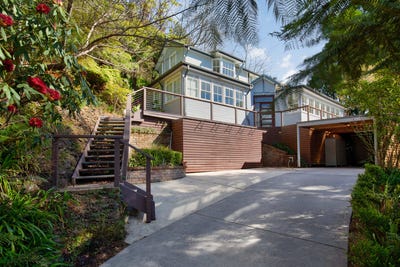 /international/au/35-blaxland-road-wentworth-falls-nsw-152424816/