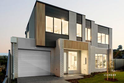 /international/au/13-woorite-place-keilor-east-vic-151380328/