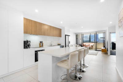 /international/au/702-12-south-sea-islander-way-maroochydore-qld-152469916/
