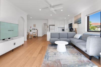 /international/au/12-22-britannia-avenue-broadbeach-qld-151327764/