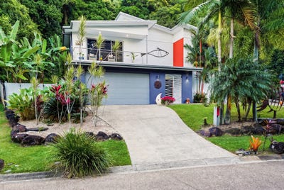 /international/au/25-flagship-drive-trinity-beach-qld-151241648/