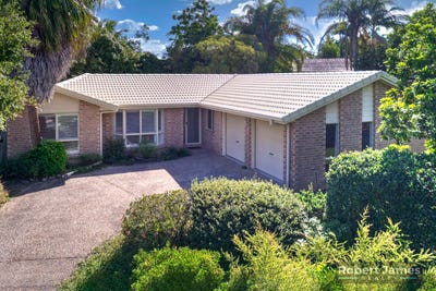 /international/au/7-pickering-court-tewantin-qld-151291632/