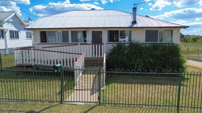 /international/au/7-short-street-warwick-qld-150750064/