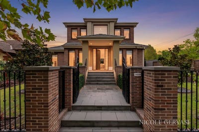 /international/au/248-woodland-street-strathmore-vic-151186060/