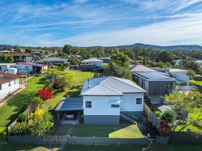 /international/au/18-mackay-street-woolgoolga-nsw-151602296/