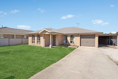 /international/au/20-oliver-street-blayney-nsw-152600796/