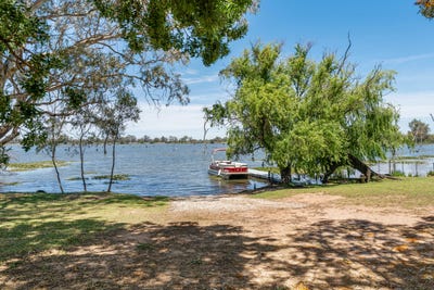 /international/au/320-goulburn-weir-murchison-road-goulburn-weir-vic-151101168/