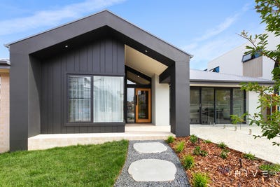 /international/au/16-romano-street-denman-prospect-act-150832620/