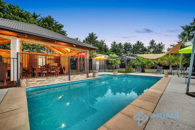 /international/au/33-cranston-close-narre-warren-north-vic-152032712/