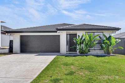 /international/au/16-arrowfield-street-cliftleigh-nsw-152376712/