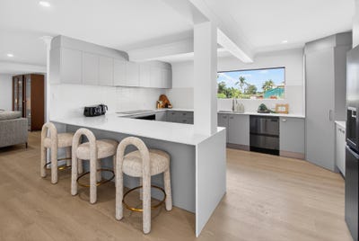 /international/au/483-shute-harbour-road-mount-julian-qld-150908960/