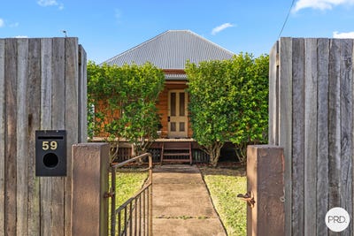 /international/au/59-walker-street-maryborough-qld-148299708/?lang=en