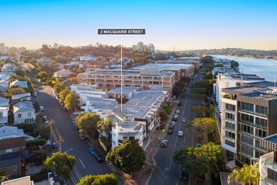 /international/au/9-2-macquarie-street-teneriffe-qld-148470612/