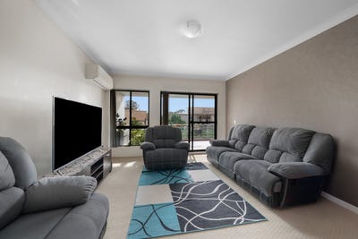 /international/au/96-21-29-third-avenue-blacktown-nsw-148207964/