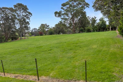 /international/au/5-quarry-road-tynong-vic-204680368/