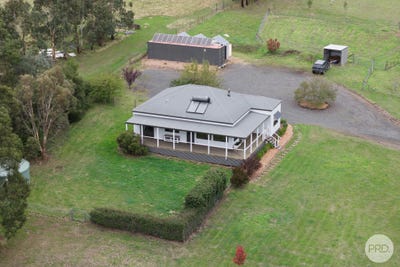 /international/au/52-callaghans-lane-gordon-vic-150926652/