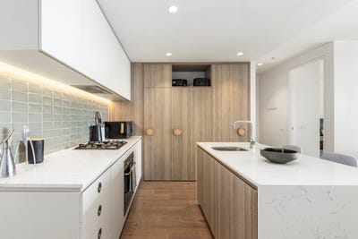 /international/au/506-47-nelson-place-williamstown-vic-151436852/
