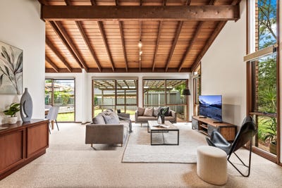 /international/au/51-yanderra-avenue-bangor-nsw-152642332/