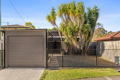 /international/au/129-queens-parade-brighton-qld-148390668/