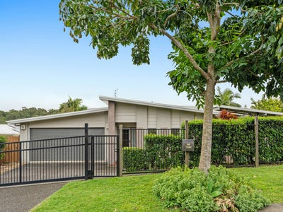 /international/au/2-1-maslin-chase-pacific-pines-qld-148359648/