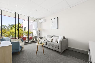 /international/au/607-88-90-george-street-hornsby-nsw-505090964/