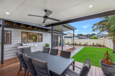 /international/au/4-trigg-road-chittaway-bay-nsw-151262912/