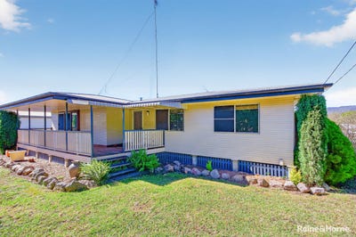 /international/au/19-cedar-street-killarney-qld-151153620/