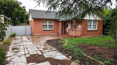 /international/au/17-bloomfield-crescent-elizabeth-downs-sa-151221064/