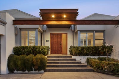 /international/au/46-robin-avenue-sorrento-wa-152731324/