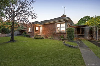 /international/au/18-templestowe-road-bulleen-vic-151388860/