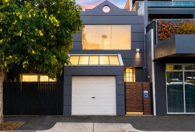 /international/au/378-ross-street-port-melbourne-vic-150797292/