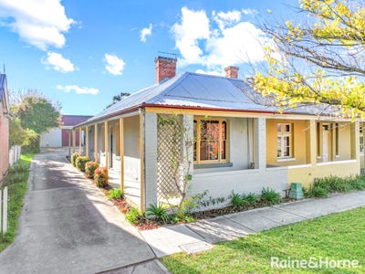 /international/au/181-bentinck-street-bathurst-nsw-505109836/