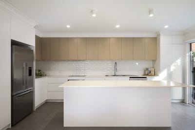 /international/au/8-201-kennedy-drive-tweed-heads-west-nsw-151556436/