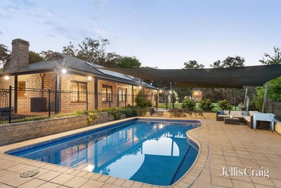 /international/au/260-flat-rock-road-hurstbridge-vic-152613540/