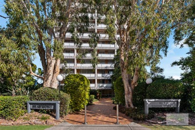 /international/au/12-91-dornoch-terrace-highgate-hill-qld-148623956/?lang=en