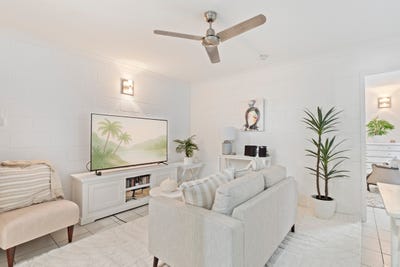 /international/au/4-28-digger-street-cairns-north-qld-148470644/