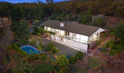 /international/au/225-sugarloaf-road-axedale-vic-150799500/