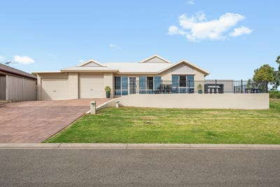 /international/au/27-hazeltine-drive-seaford-rise-sa-151566052/