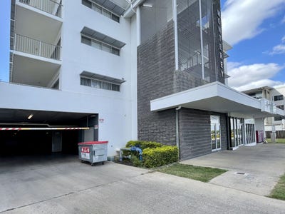 /international/au/31-15-bacon-street-moranbah-qld-151613596/