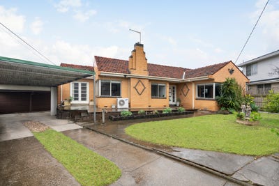 /international/au/8-mountbatten-court-reservoir-vic-148525292/