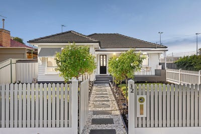 /international/au/32-grange-road-airport-west-vic-148353760/