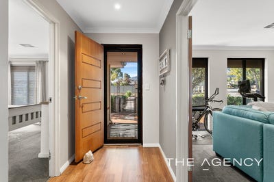 /international/au/110-runnymede-gate-wellard-wa-151164672/