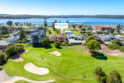 /international/au/6-golf-links-drive-batemans-bay-nsw-150890952/