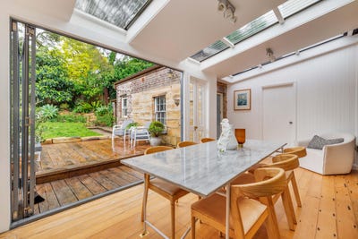 /international/au/31-stephen-street-balmain-nsw-151224760/