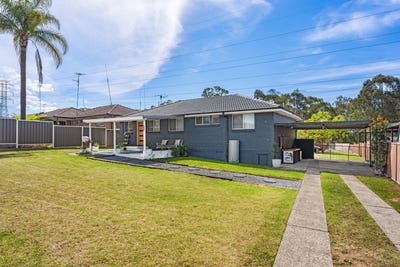 /international/au/27-little-street-cambridge-park-nsw-152609160/