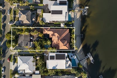 /international/au/123-125-allambi-avenue-broadbeach-waters-qld-148308388/
