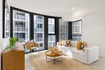 /international/au/206-70-allara-street-city-act-151241276/