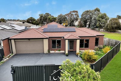 /international/au/37-bendigo-court-cranbourne-vic-151354444/